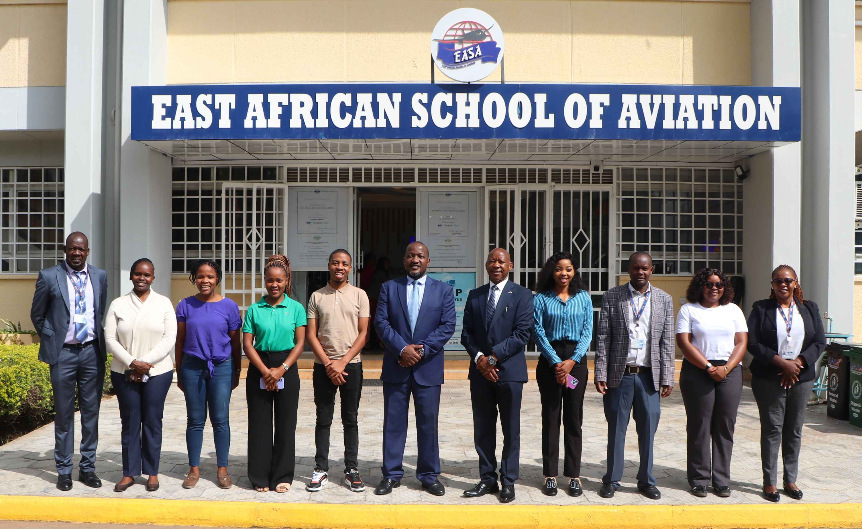 𝗖𝗨𝗦𝗧𝗢𝗠𝗘𝗥 𝗖𝗔𝗥𝗘 𝗜𝗡 𝗔𝗩𝗜𝗔𝗧𝗜𝗢𝗡 𝗖𝗢𝗨𝗥𝗦𝗘 𝗢𝗣𝗘𝗡𝗜𝗡𝗚 